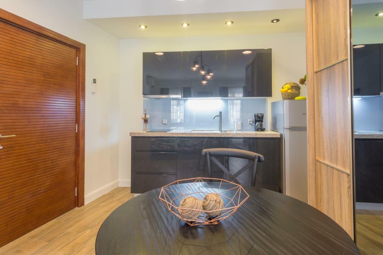 نين Apartments Mihael المظهر الخارجي الصورة